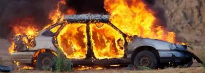 voiture-incendie voiture-incendie